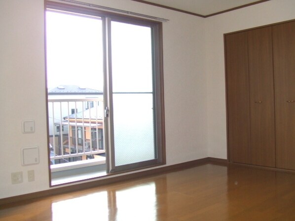 アンプルールフェールYAHAGIの物件内観写真